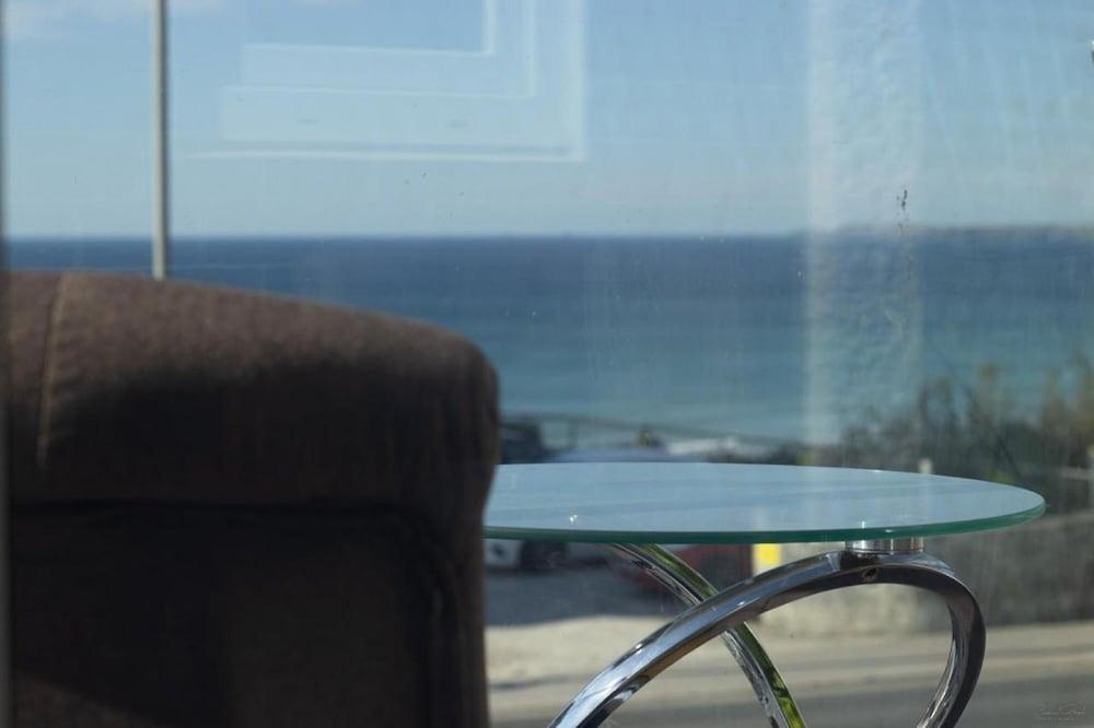 Oyo Newquay Beach Hotel エクステリア 写真