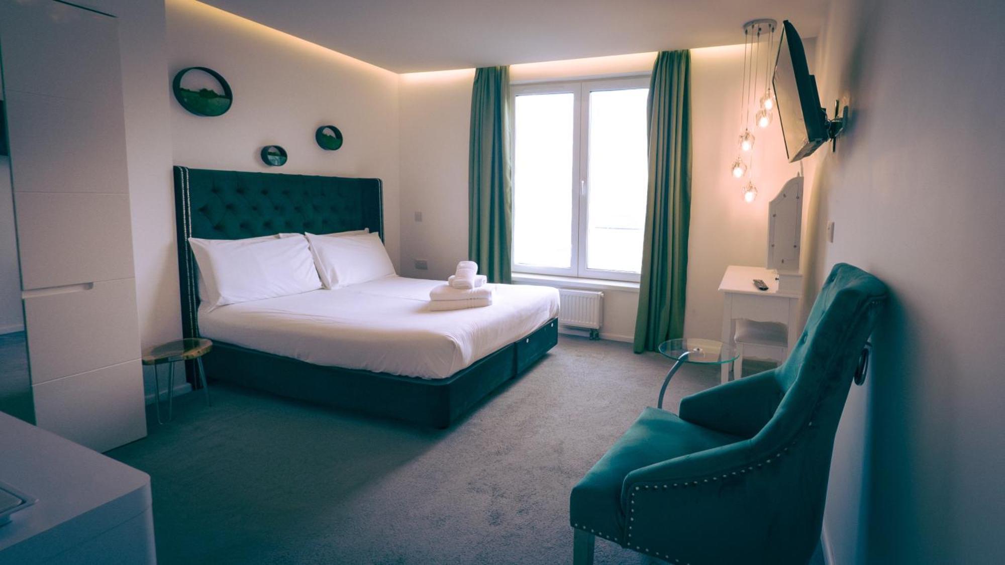 Oyo Newquay Beach Hotel エクステリア 写真
