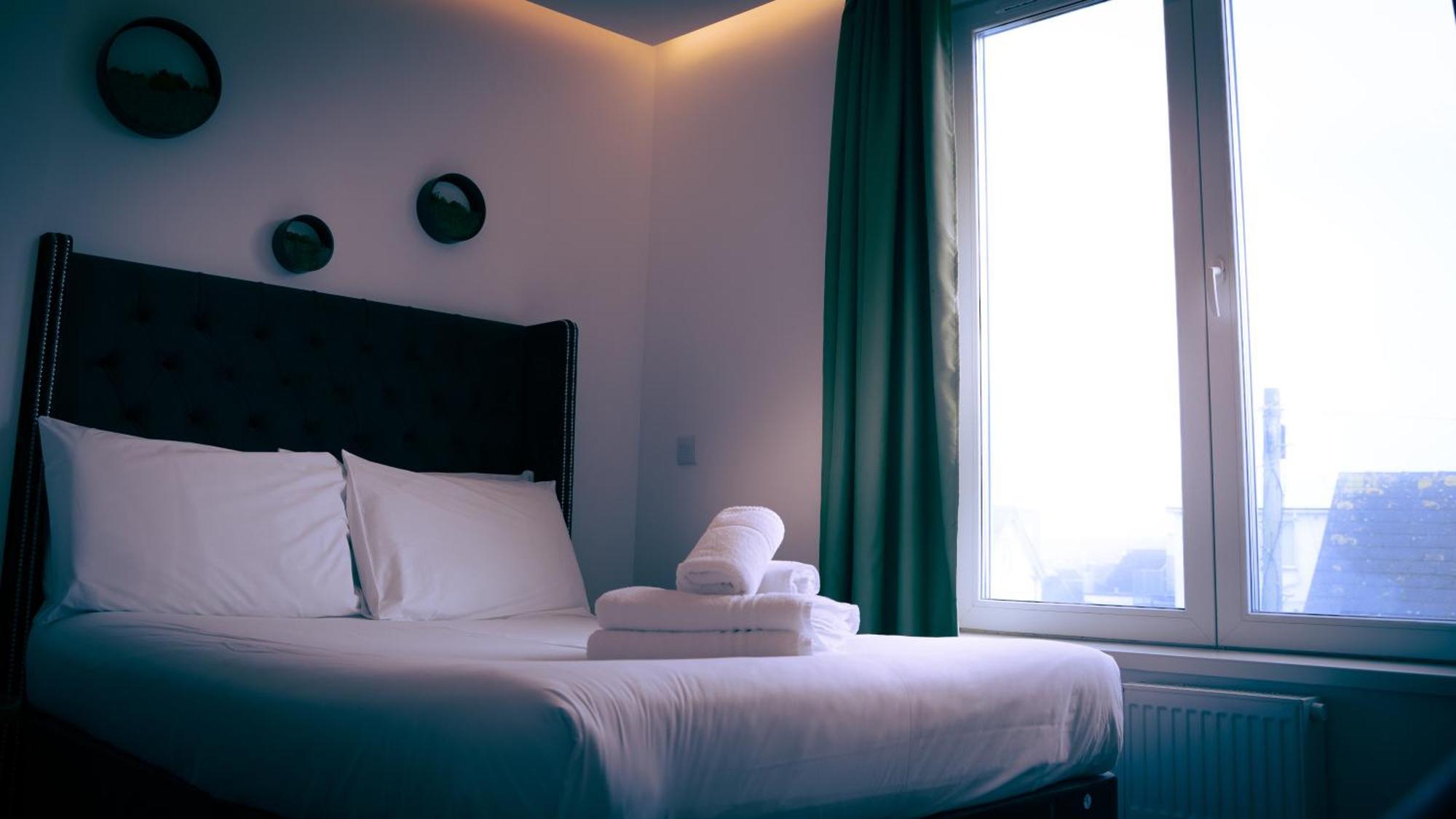 Oyo Newquay Beach Hotel エクステリア 写真